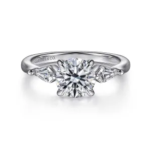 Round Three Stone Claw Prong Diamond Engagement Ring Mounting