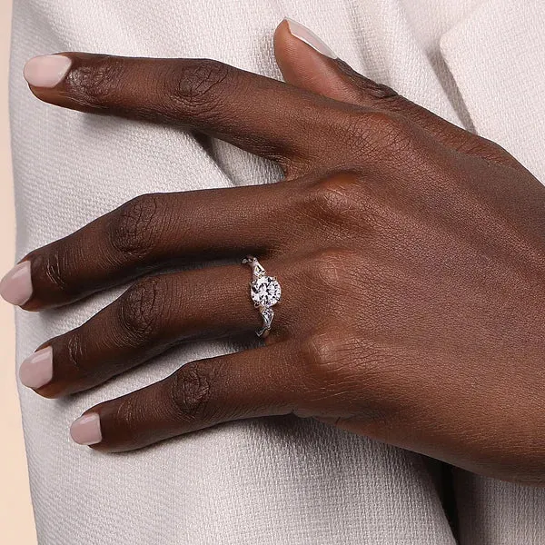 Round Three Stone Claw Prong Diamond Engagement Ring Mounting