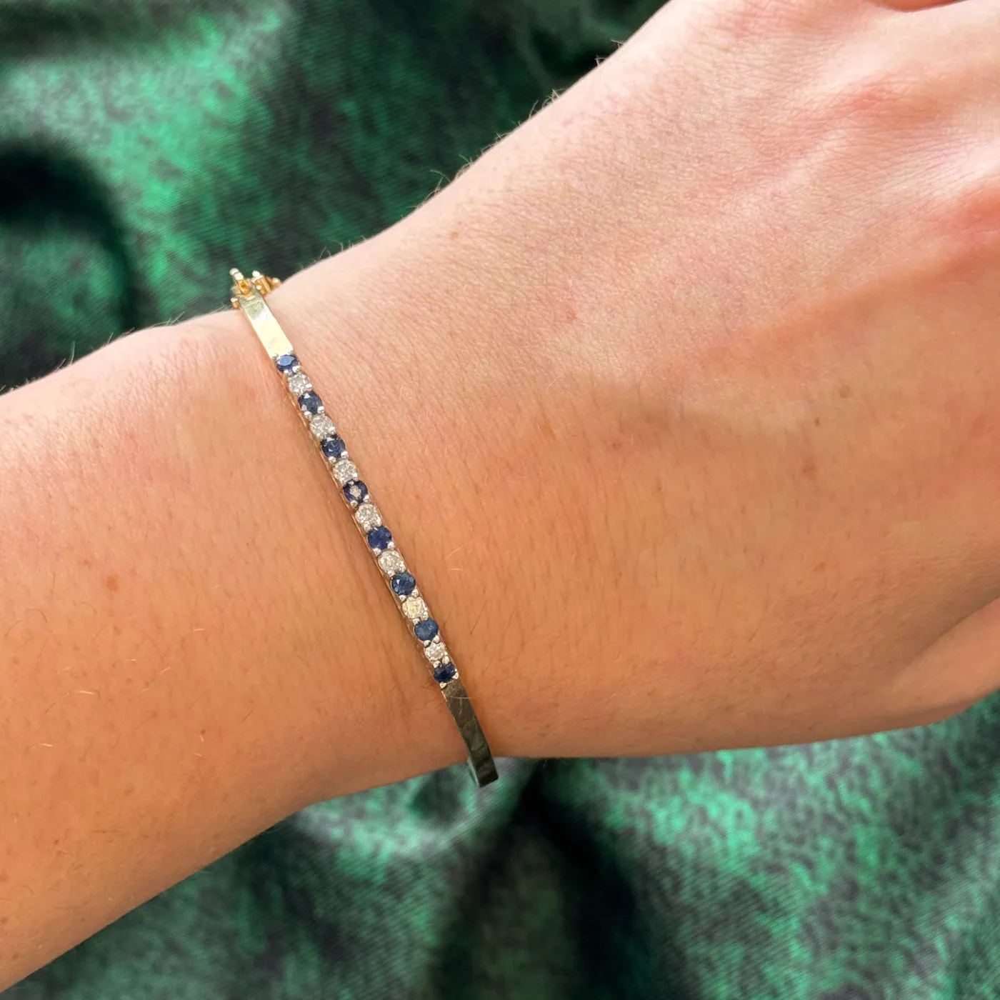 Sapphire & Diamond Bangle | 0.62ctw 0.28ctw | 7" |