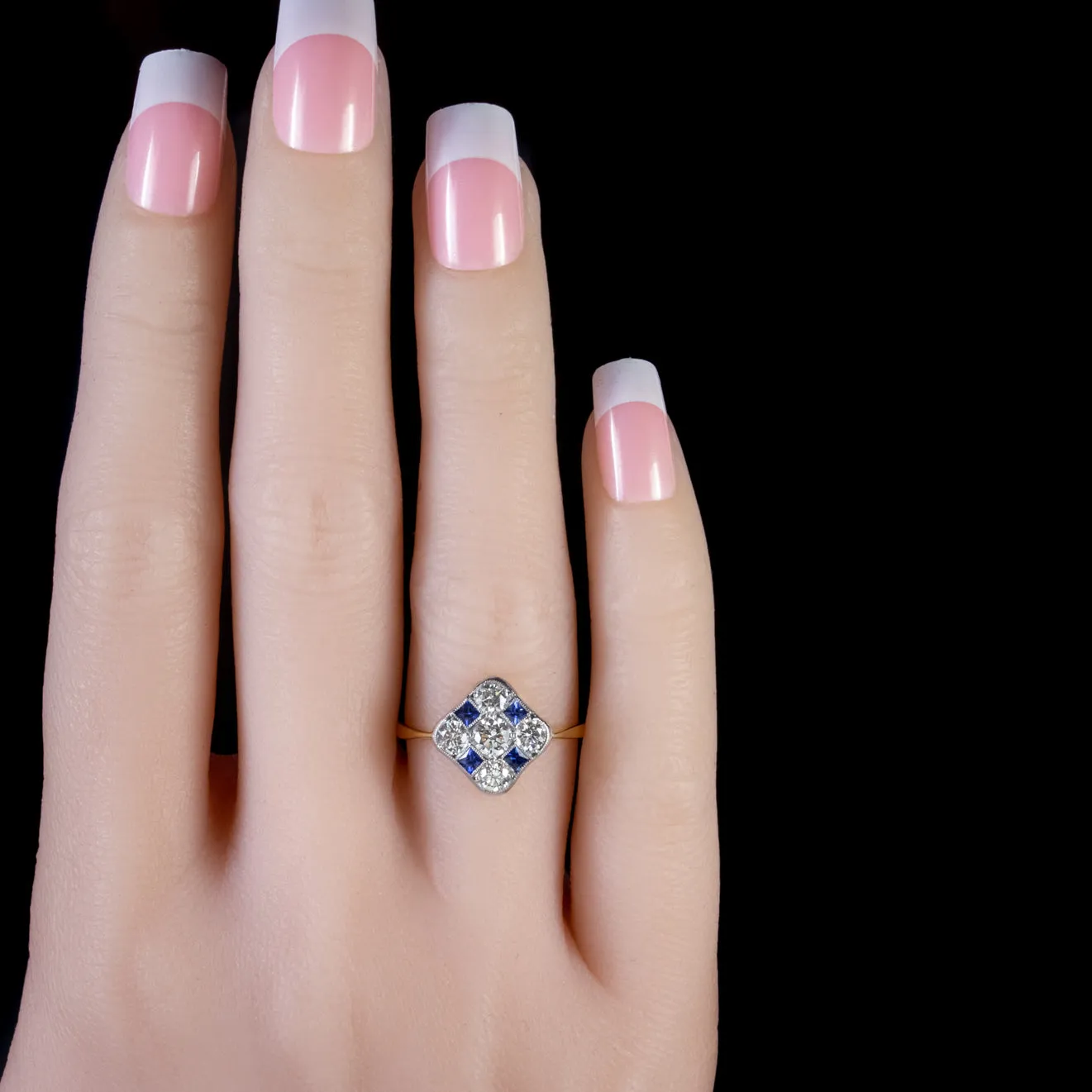 Sapphire Diamond Cluster Ring 18Ct Gold 0.85Ct Of Diamond