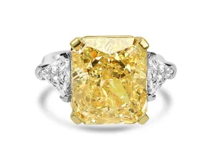 Three stones Cubic Zirconia Engagement Ring. 803R100