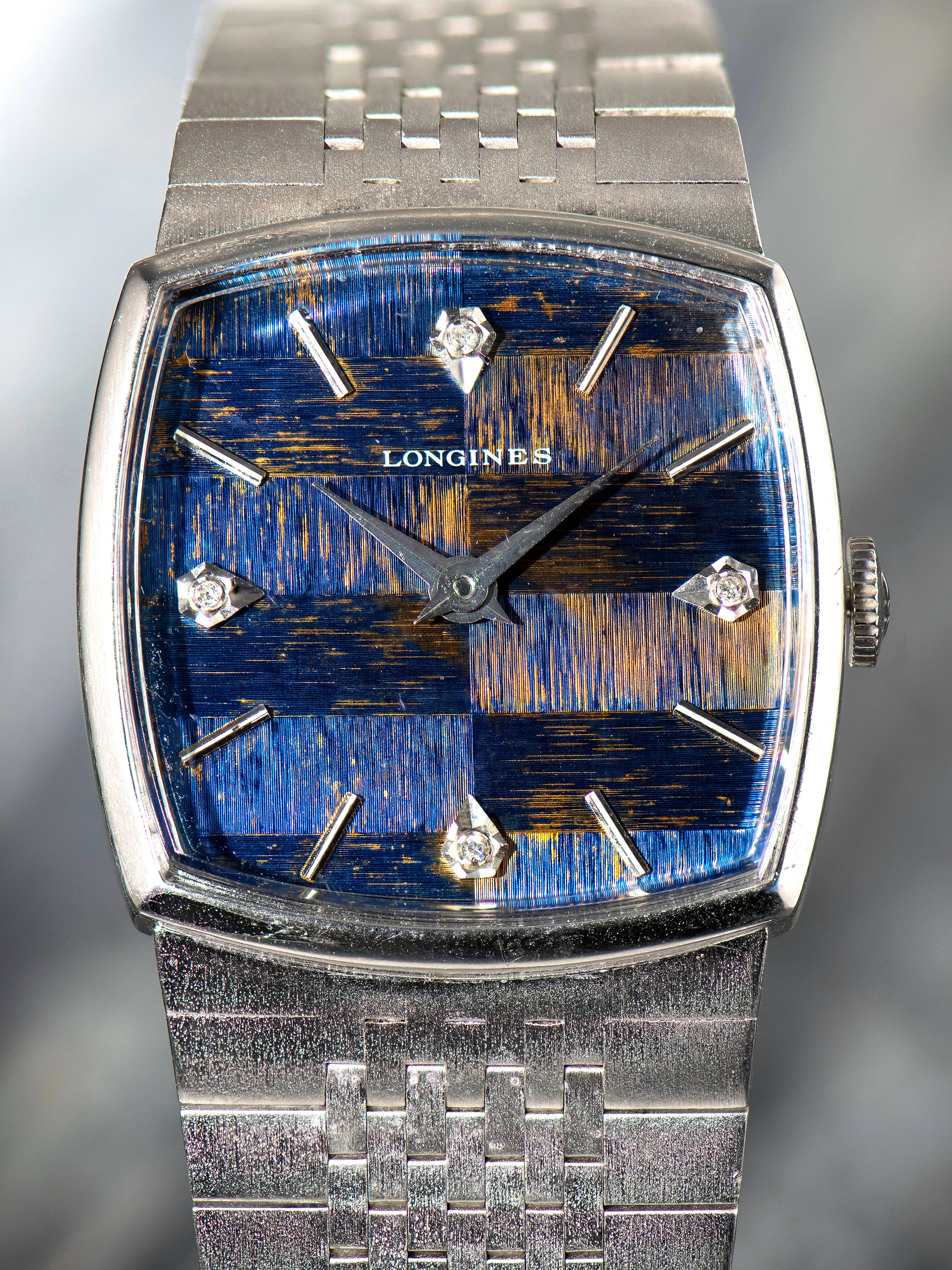 Tropical 1960s Longines Stainless Steel Bracelet Watch "Cal. 18L" (Ref. 1075) Blue "Mosaic" Diamond Dial