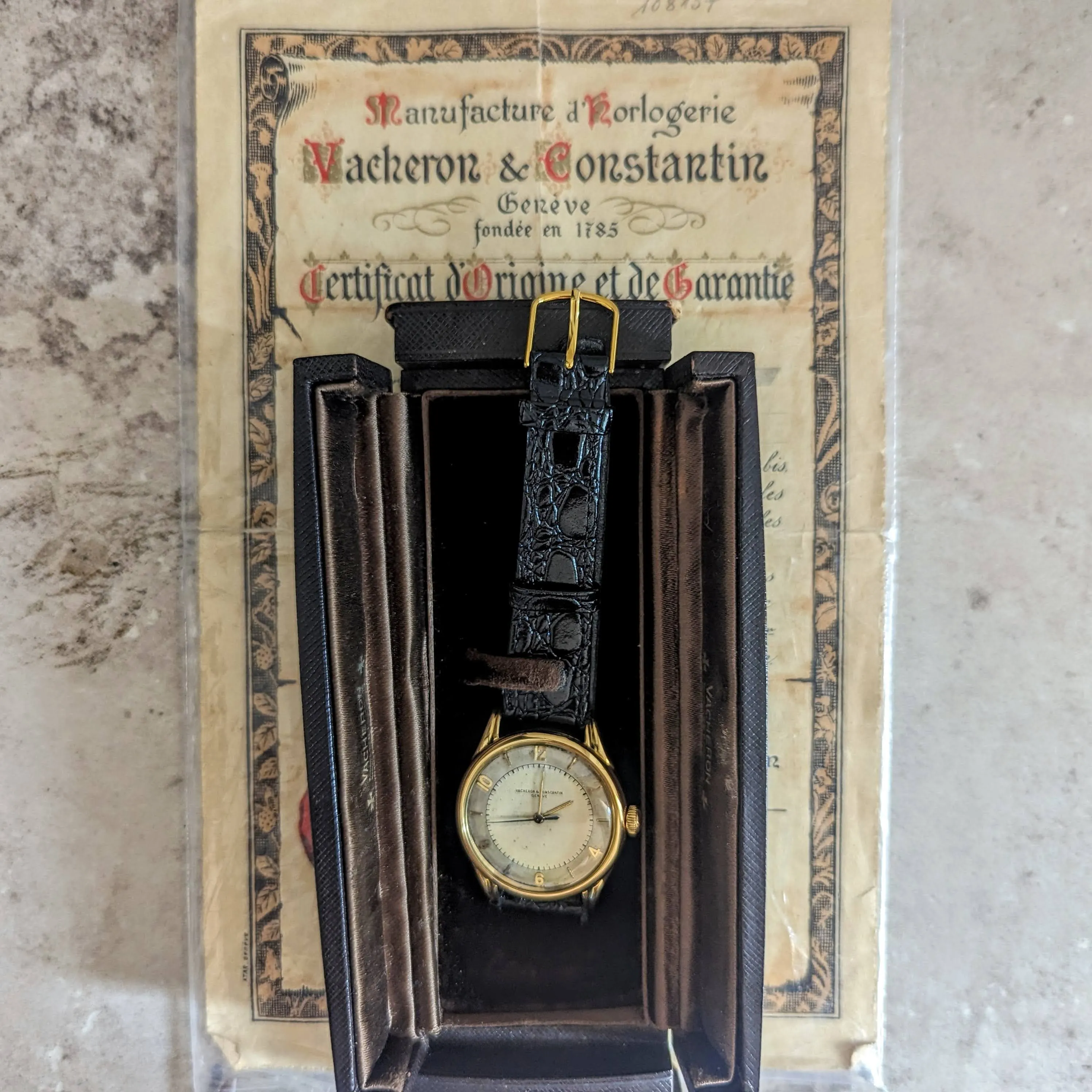 VACHERON & CONSTANTIN Geneve 18K Wristwatch Ref. 4466 Cal. 477/1 Bumper Automatic Watch - Box & Papers