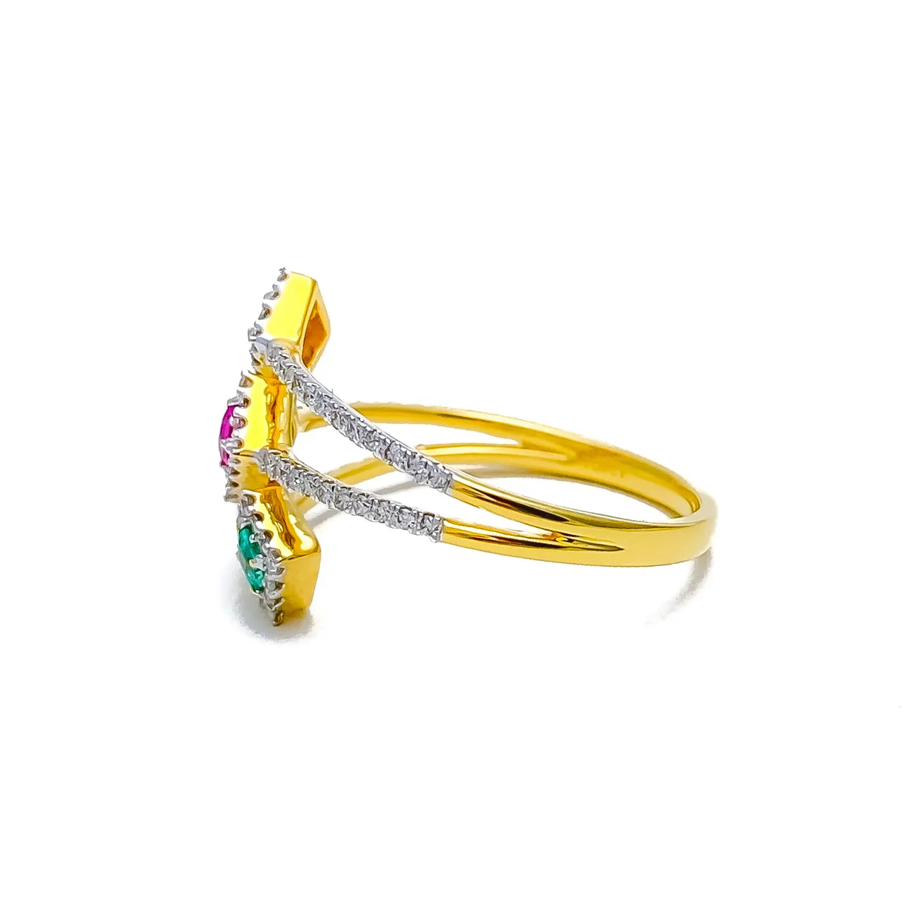 Vibrant Embellished 18K Gold   Diamond Ring