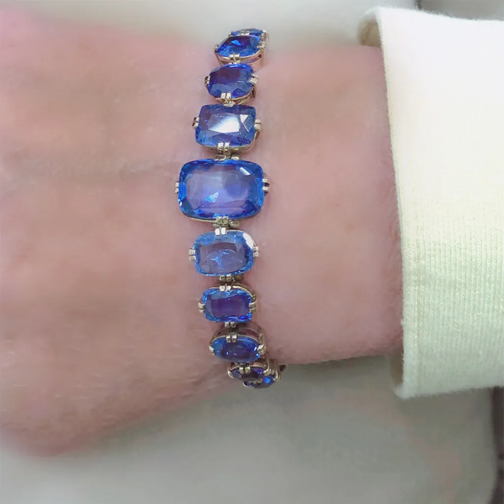 Victorian Cushion-Cut No Heat Sapphire Bracelet in 18k Gold