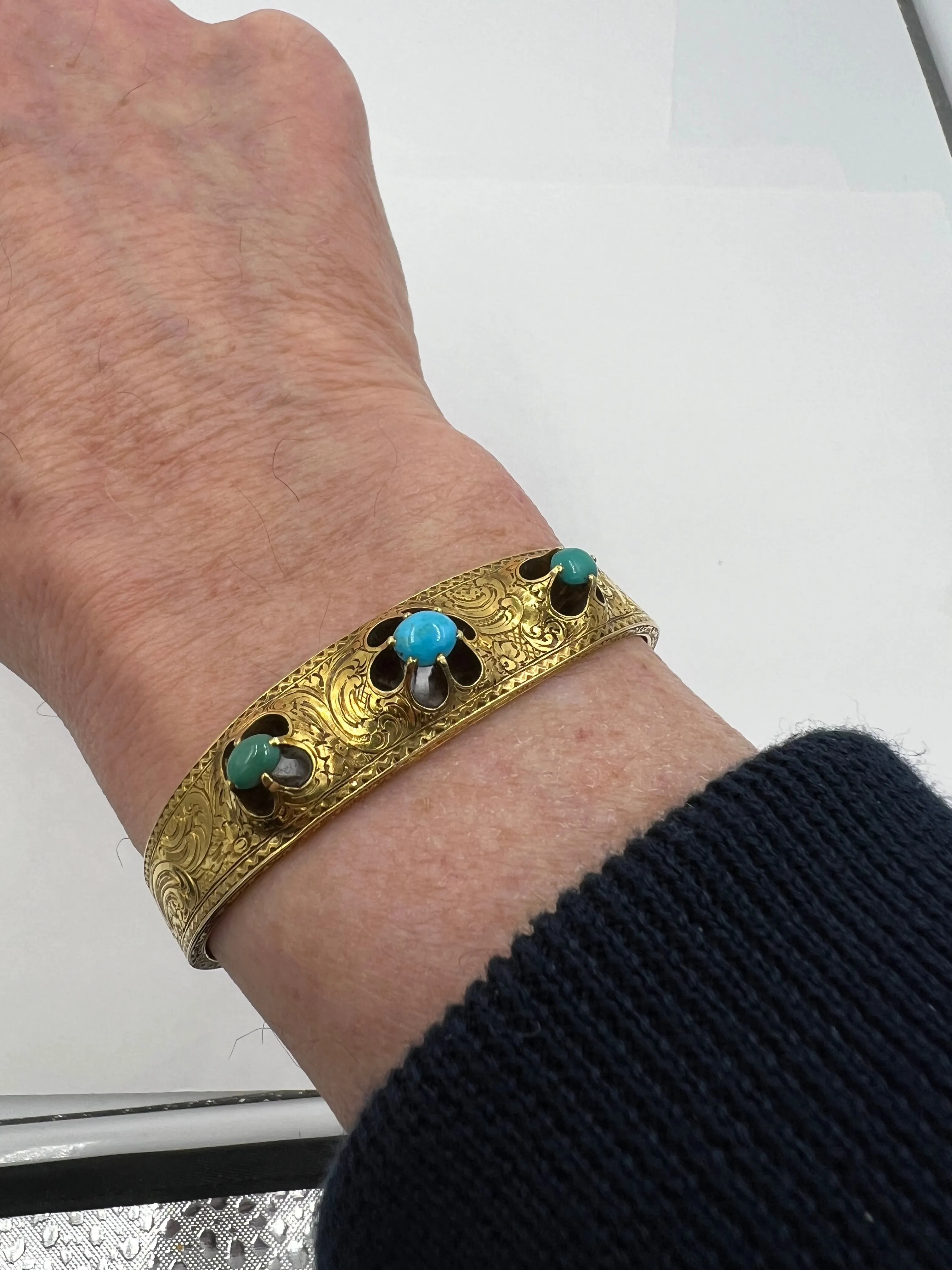Victorian Turquoise Yellow Gold Bangle Bracelet