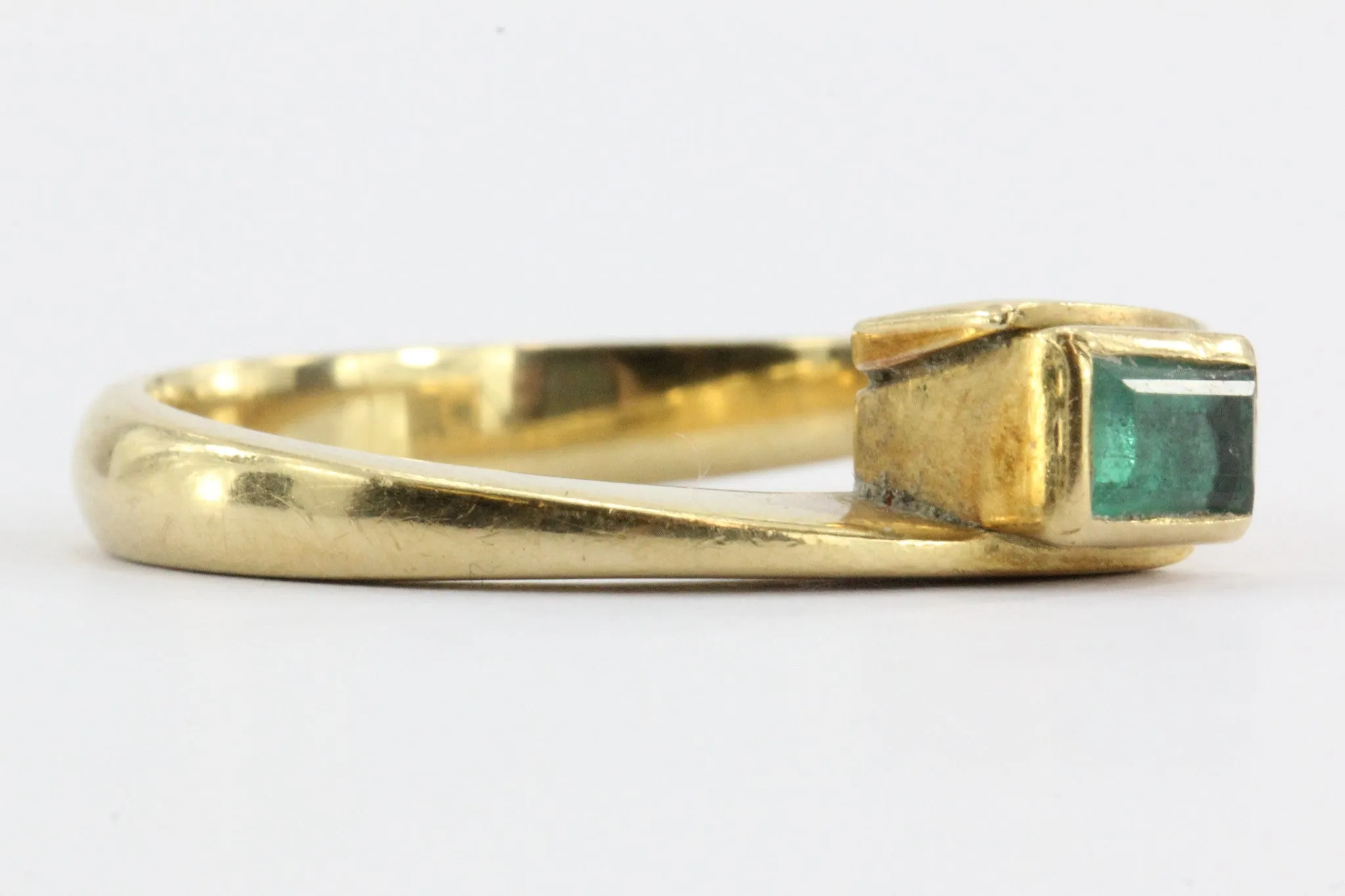 Vintage 18K Gold Colombian Emerald .25 Carat Ring