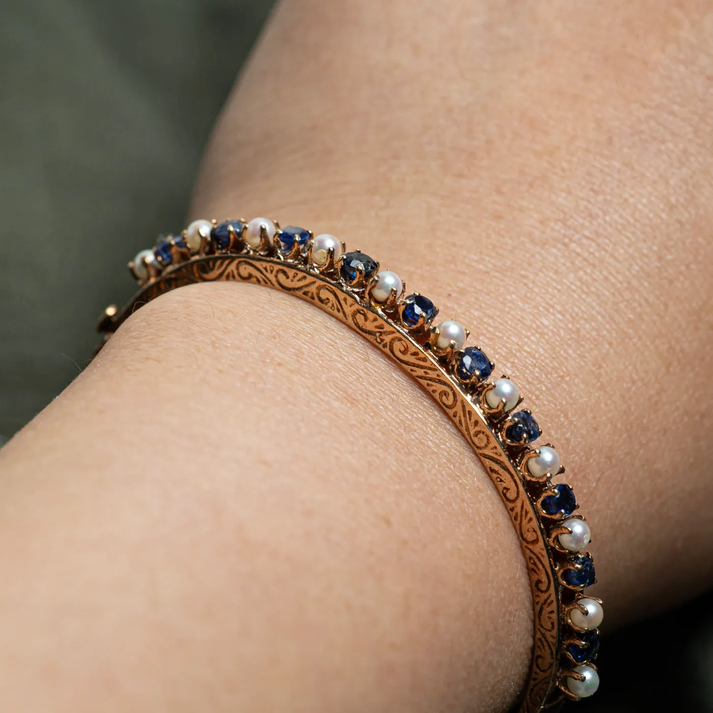 Vintage Blue Sapphire & Pearl Bangle Bracelet | 1.94ctw, 3.00-3.50mm |