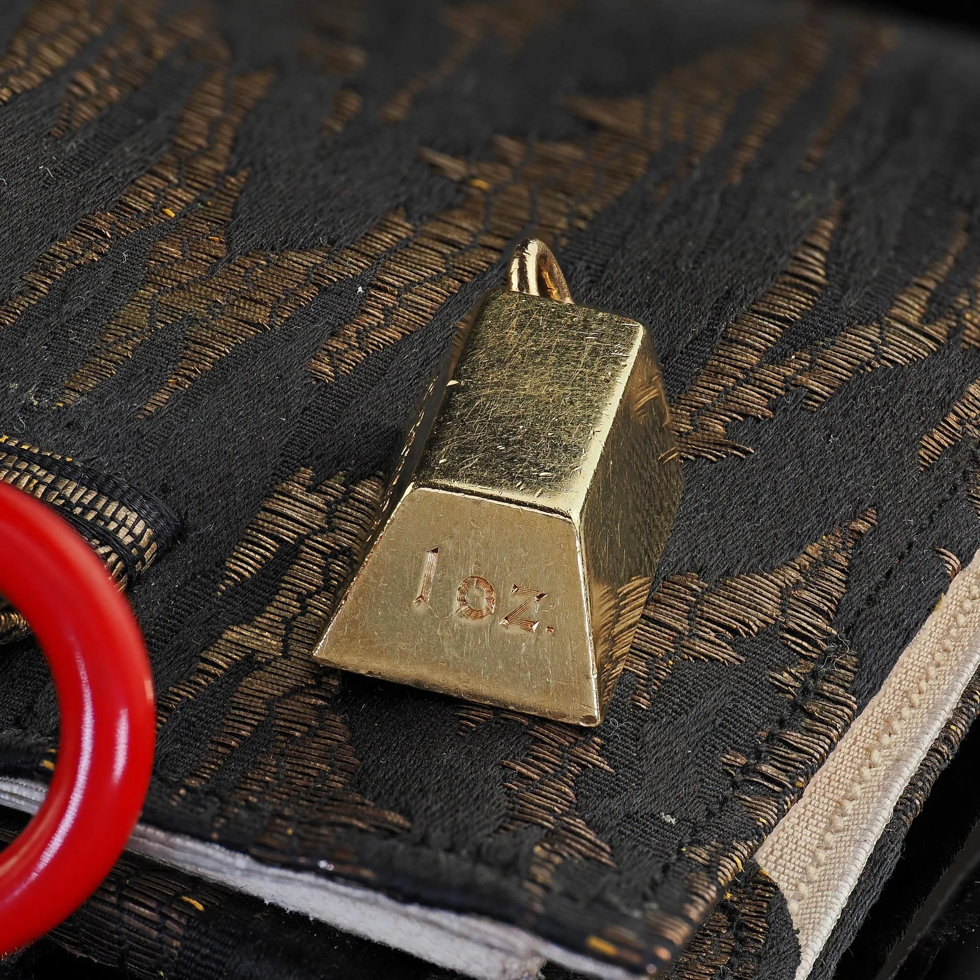 Vintage Estate Cartier 18K Yellow Gold 1 OZ Bar Pendant