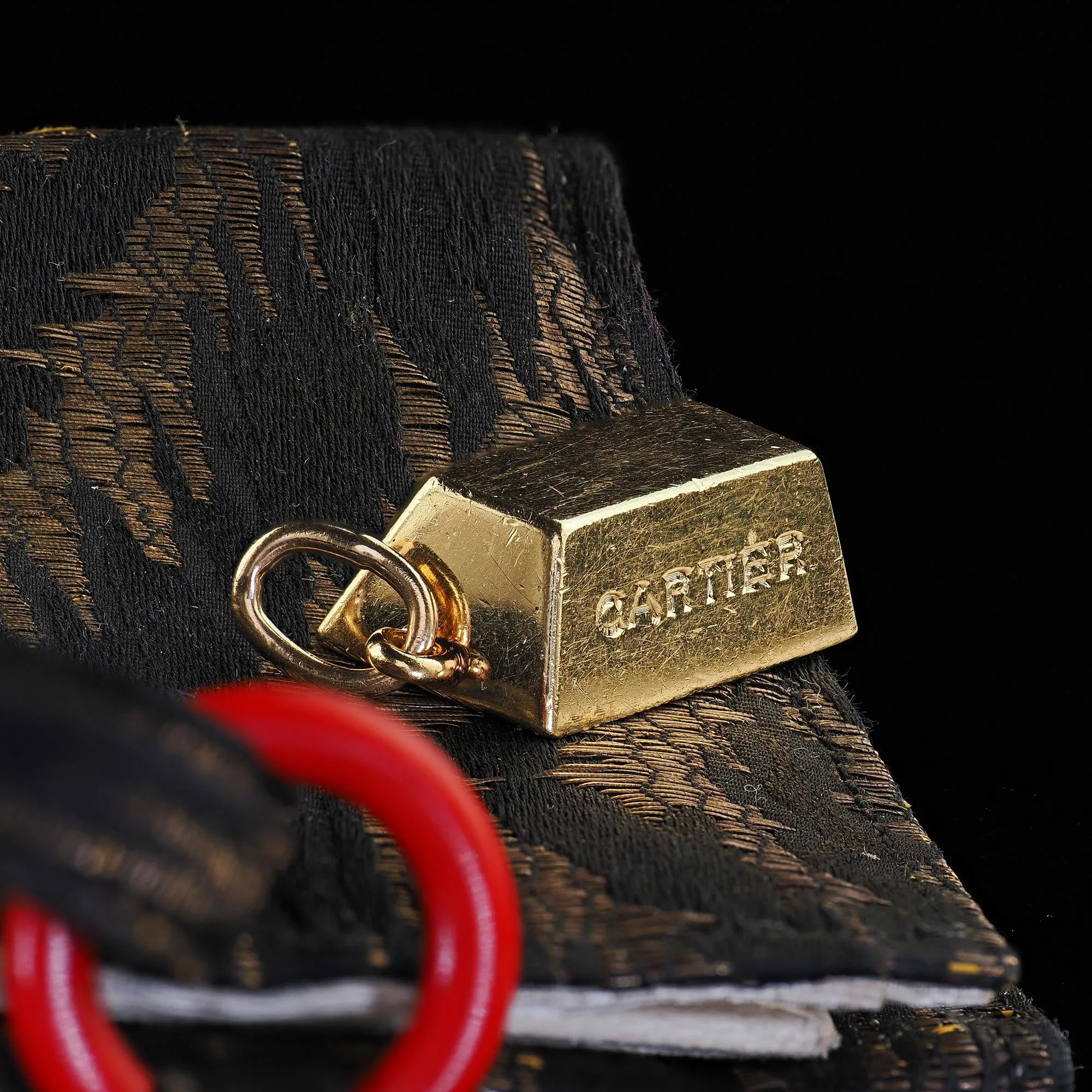 Vintage Estate Cartier 18K Yellow Gold 1 OZ Bar Pendant
