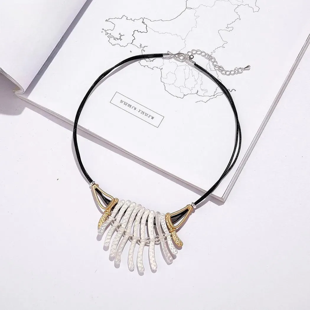 Vintage Gothic Chokers Necklace 2023 Korean Fashion Geometric Suspension Pendants