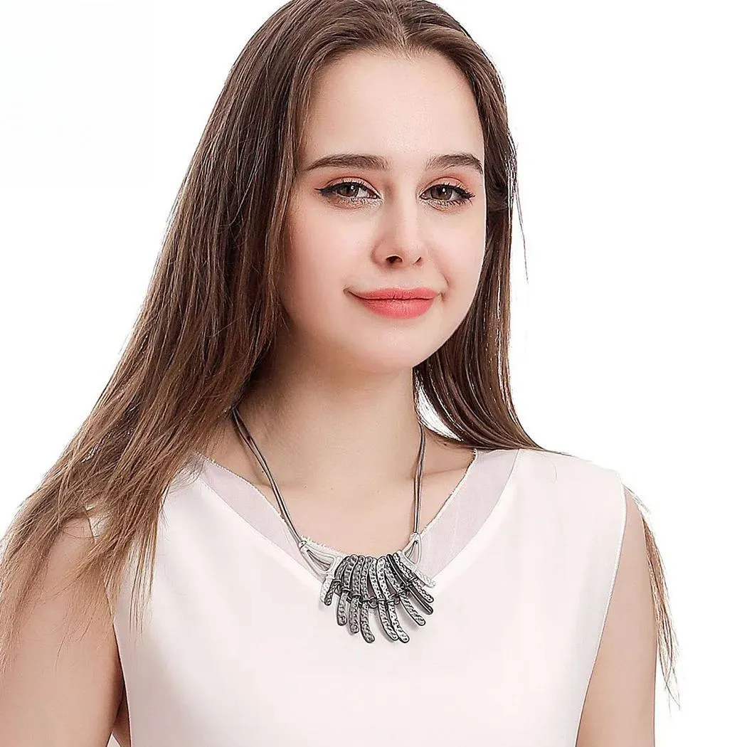 Vintage Gothic Chokers Necklace 2023 Korean Fashion Geometric Suspension Pendants
